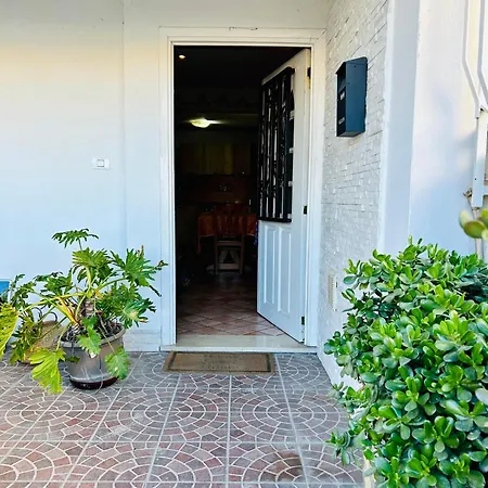 Dea'S House Con Parcheggio Villa Gaeta Exterior photo